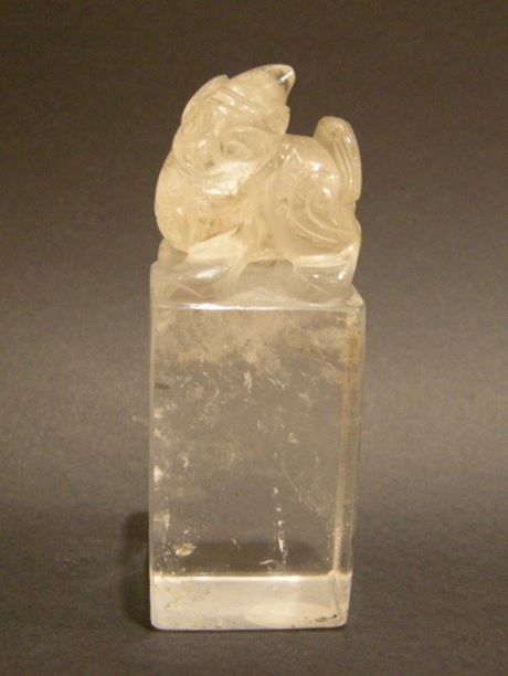 Works of Art : rock Crystal seal with a kilin   - 19° century 