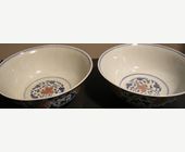 Blue White : porcelain pair of bowls enamelled underglaze blue and copper red with stylised flowers and leaves  - mark xuande ? - Circa 1800/1850
D   20,5cm