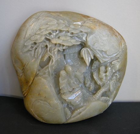 Works of Art : Jade boulder  sculpted  - Qing period 19th century

(H 16cm)