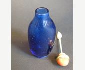 Snuff Bottles : glass snuff botthe blue saphir  - qianlong period 1736/1795