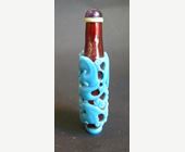 Snuff Bottles : Rare Overlay glass Snuff Bottle Turquoise and  red rubis - 1770/1830