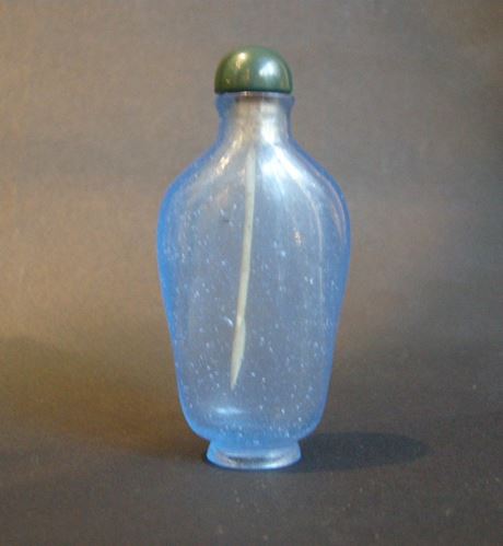 Snuff Bottles : Nice snuff bottle glass light blue transparent  - 1750/1820 -