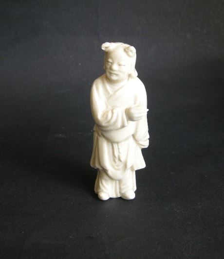 Blue White : small figure (monk) blanc de Chine porcelain - Dehua kilns Fujian province - Kangxi period 1662/1722