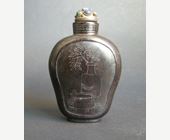 Snuff Bottles : Lacquered wood snuff bottle - 19th century-