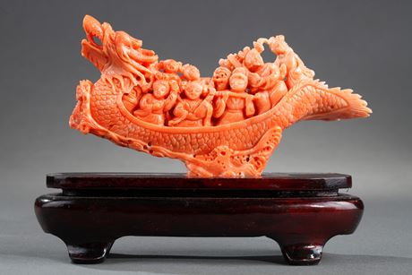 Works of Art : Chinese coral dragon shaped boat with women musicians on it     (for the Dragon Boat Festival)
circa 1900
Height 9,5cm  Length 12,5cm
