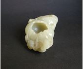 Works of Art : Brush washer jade nephrite celadon in the shape of two fruits adjancent - Circa 19th century