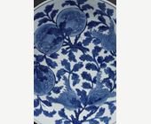 Blue White : Chinese Blue White porcelain dish decorated with fruits and their leaves -
Kangxi period 1662/1722