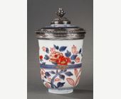 Works of Art :  cup and cover porcelain decorated in iron red underglaze blue  and gold peony decor - Japan around 1700
Silver frame with fleur de lys (1717/1722) Paris