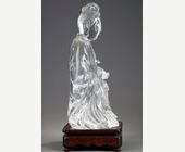 Works of Art : large rock crystal figure representing a guanyin holding a sceptre - second part of the 19th century