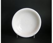 Blue White : small dish blanc de Chine Porcelain  small mark illegible back  -  late Ming Around 1630/1640  