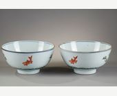 Polychrome : Paire de bols en porcelaine de la famille verte . Epoque Kangxi 1662/1722