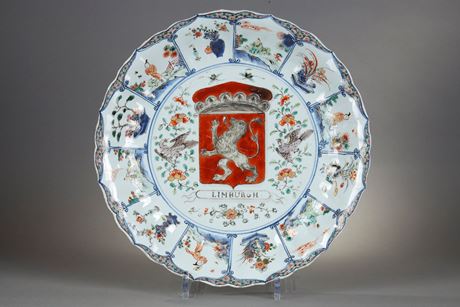 Polychrome : Dish porcelain "Famille Verte"  with armorial of "Duché de Limpurgh "  Chine Kangxi period 1662/1722 about 1710/1715