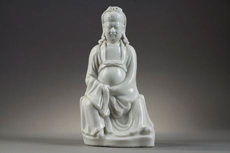 Blue White : Statuette porcelain  of Guandi sitting -   China- kilns of Dehua province of Fujian period Kangxi 1662/1722
