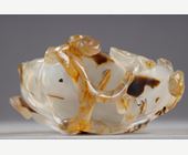 Works of Art : Brush washer finely sculpted agate - 18th century