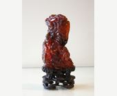 Works of Art : AMBER FO DOG (OLD STAND) Circa  18° century