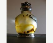 Snuff Bottles : Agate snuff bottle Very good hollowed  - 1800/1850

nice silver mount by Maquet Paris 1930