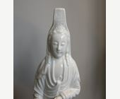Blue White : very rare Guanyin porcelain "blanc de chine" - the guanyin with hairstyle "fontange" is probably european figure with the children .
dehua kilns Fujian province  - Kangxi period  1662/1722
1690/1710 