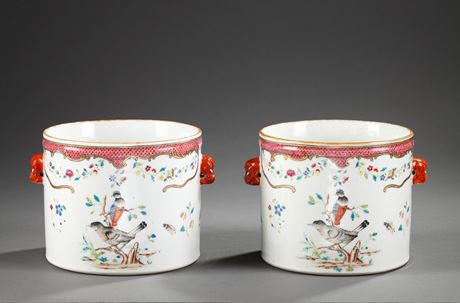 Polychrome : Paire de rafraichissoirs  en porcelaine "Famille rose "  - Chine epoque Qianlong 1736/1795