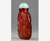Snuff Bottles : Amber snuff bottle sculpted  - 1740/1800 -