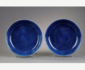 Blue White : Pair of small powder blue monochrome porcelain cups - Kangxi period 1662/1722
diam 16.5cm