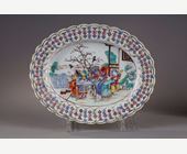 Polychrome : Pair of oval dishes. Qianlong  period (1736-1795)  