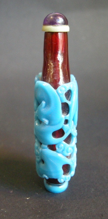 Snuff Bottles : Rare Overlay glass Snuff Bottle Turquoise and  red rubis - 1770/1830