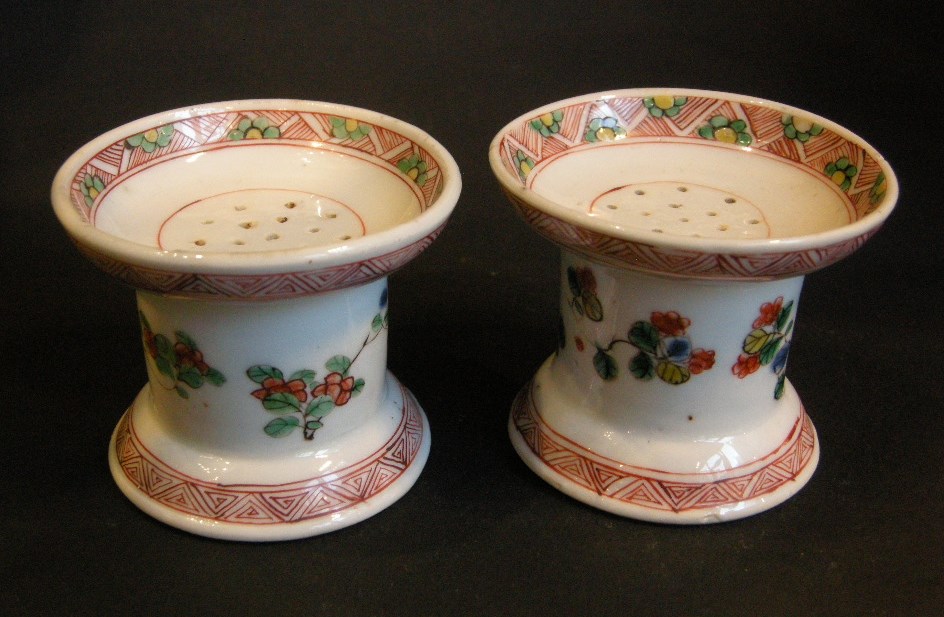 Polychrome : PAIR OF SALT CELLARS  - KANGXI 1662/1722 -