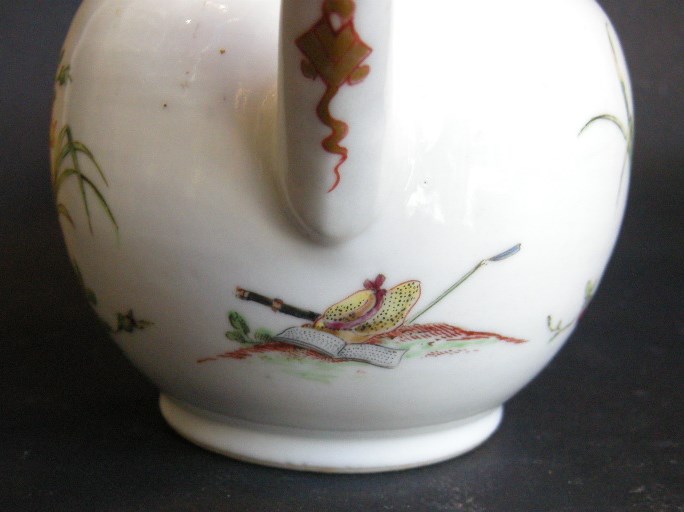 Polychrome : Armorial teapot Chinese Export - China XVIII° century