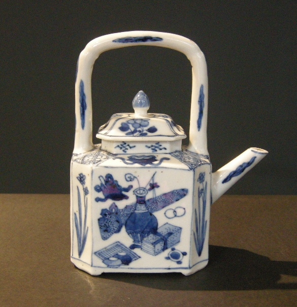 Blue White : Winepot  blue and white porcelain - decorated with a landscape and other face with mobilar objects -
Kangxi period  1662/1722 
