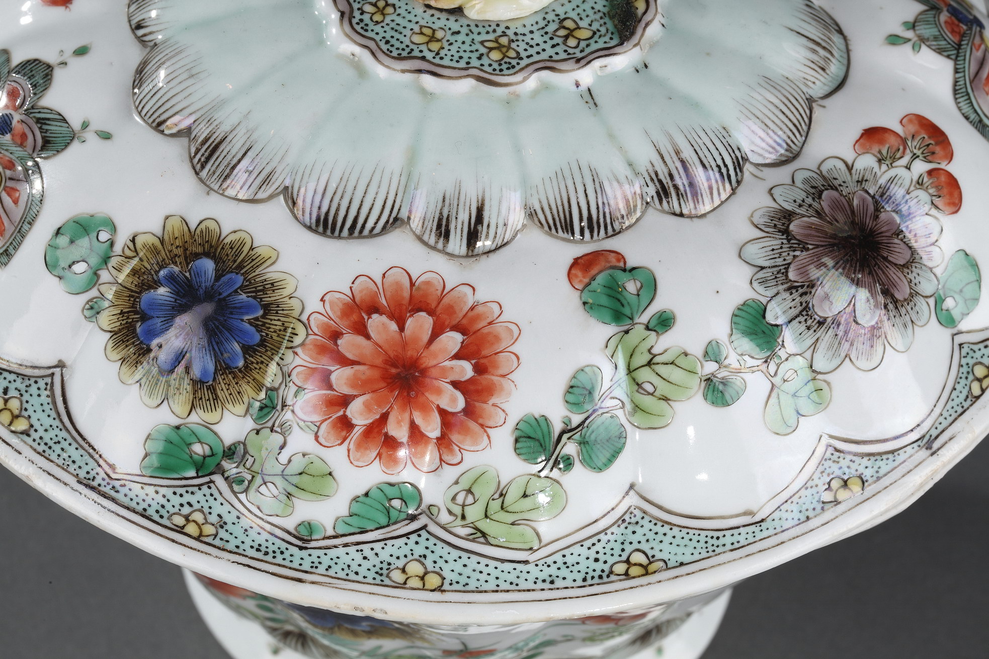 Polychrome : very rare tureen model "Famille verte" porcelain  - Kangxi period 1662/1722