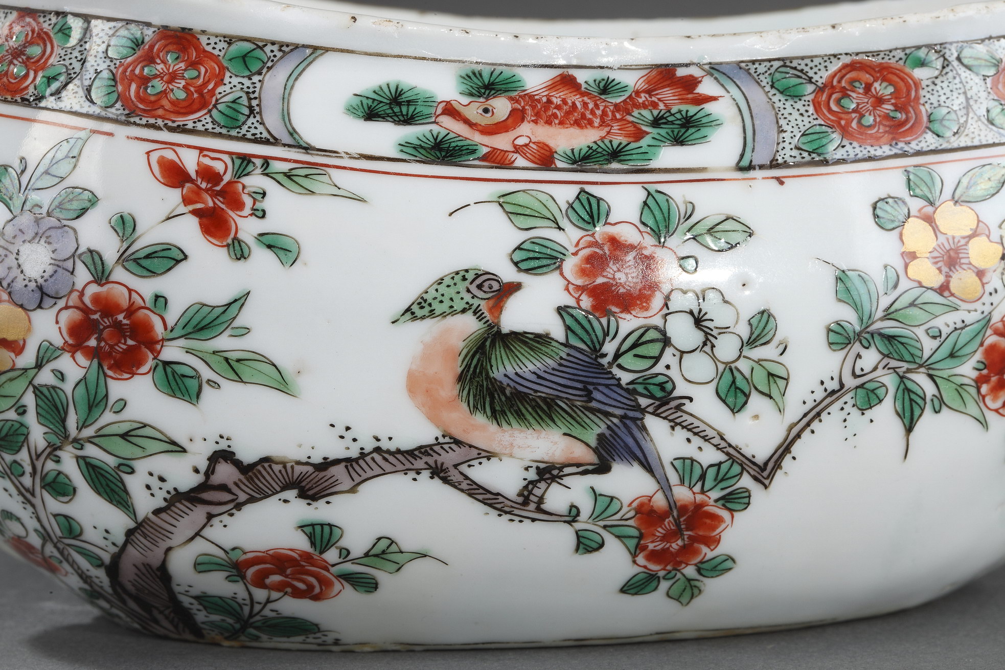 Polychrome : Bourdaloue  "Famille verte"  porcelain - decorated with birds and flowers  and with fish crab and shrimp - Kangxi period 1662/1722