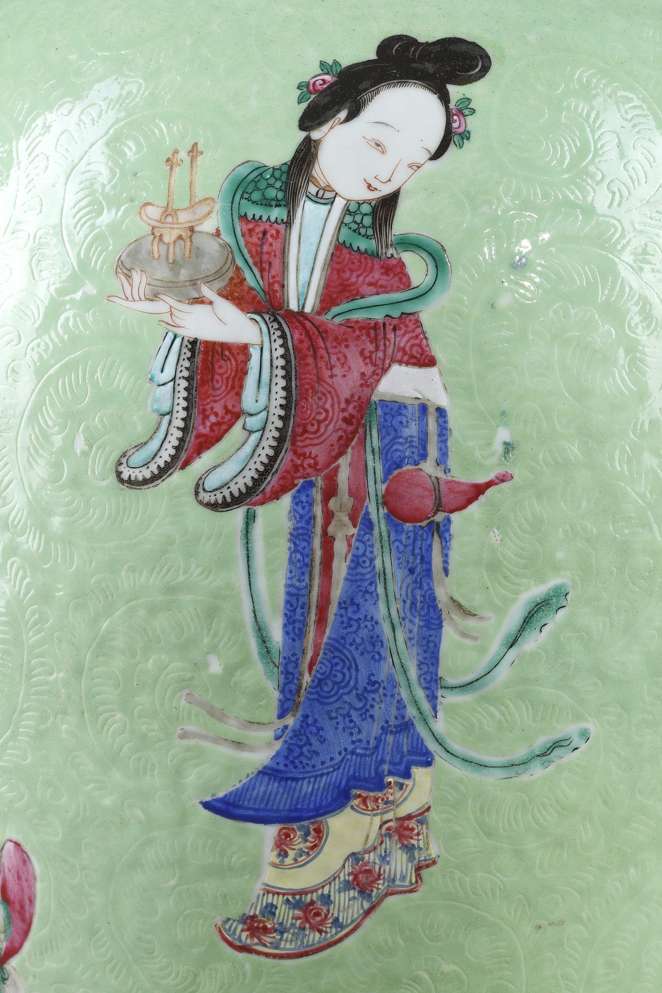 Polychrome : Large vase porcelain decorated in low relief on graviata ground  with three gods star  - circa 19th century -
H 62cm