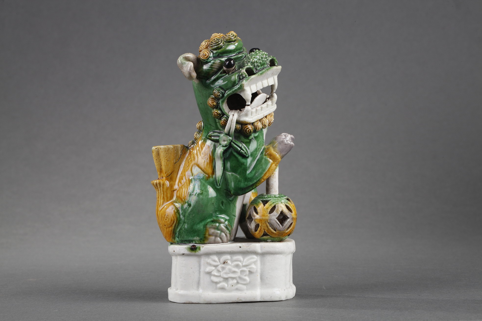 Polychrome : Fo dog biscuit "famille verte"  ears move - Kangxi period 1662/1722