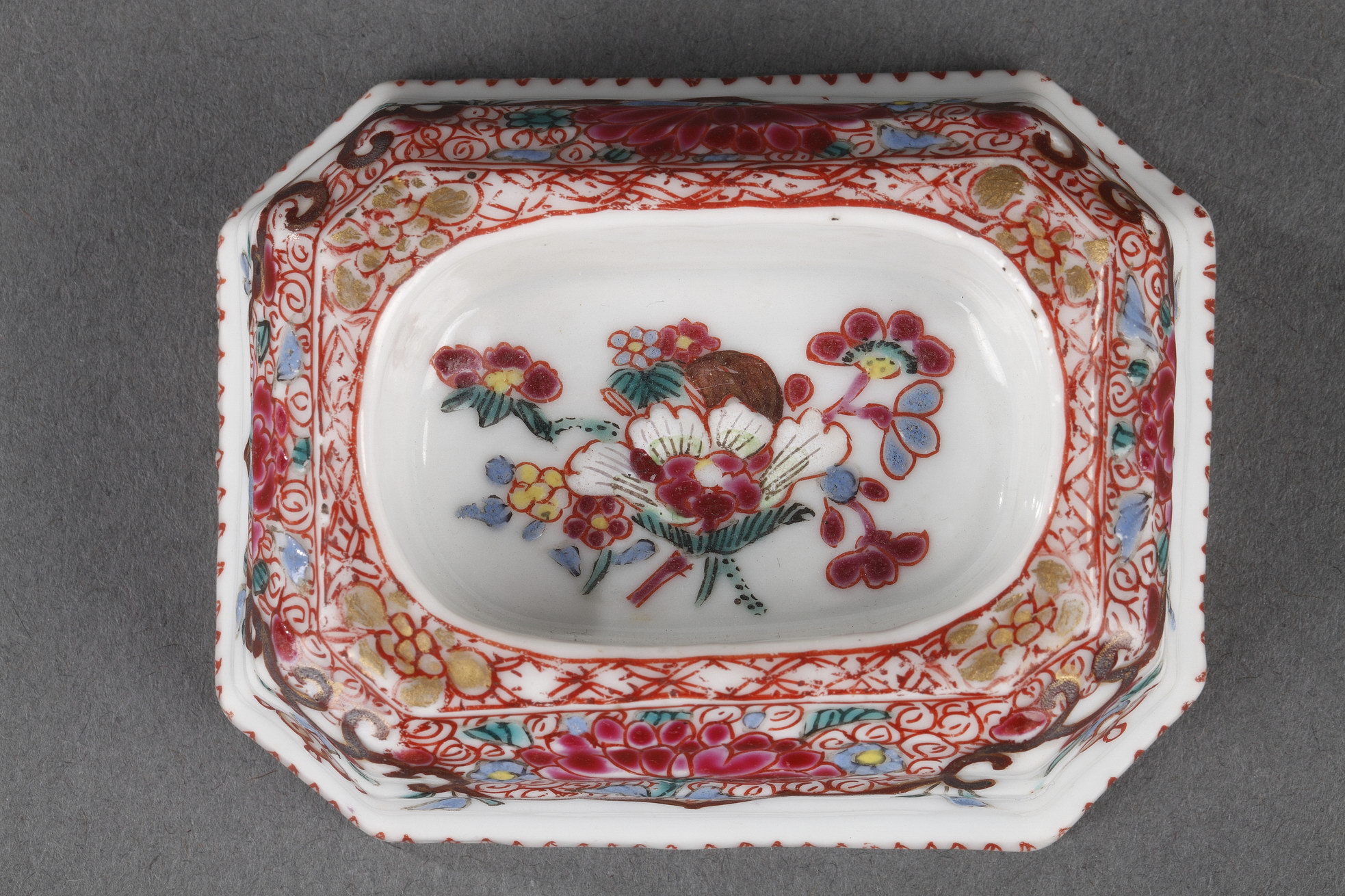 Polychrome : Pair of salt cellar porcelain Famille Rose - Qianlong period 1736/1795