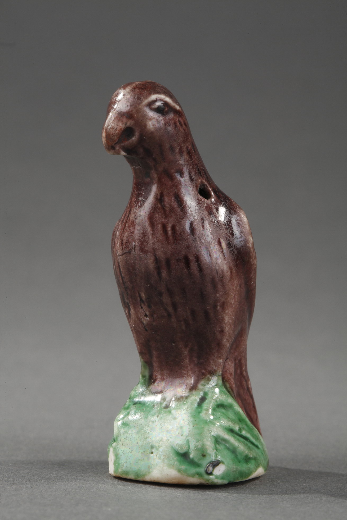 Polychrome : Chinese brown and green enamelled biscuit pair of birds miniature standing on a rock - Kangxi period 1662/1722  
Hight 6cm