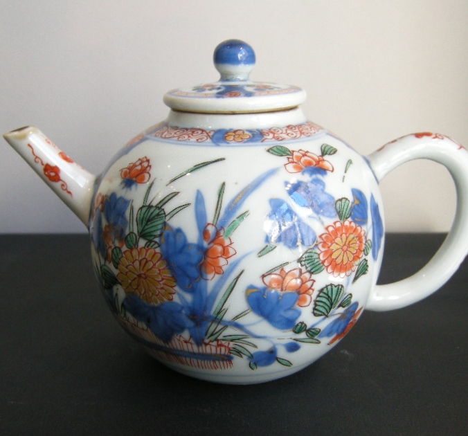 Polychrome : porcelain teapot famille verte - Kangxi period 1662/1722