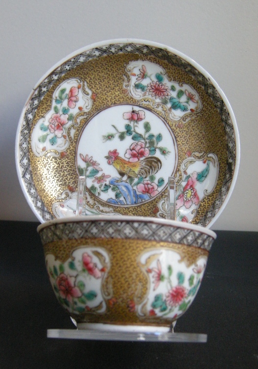 Polychrome : Cup and saucer fine porcelain " Famille rose"  - Chine epoque Yongzheng 1723/1735