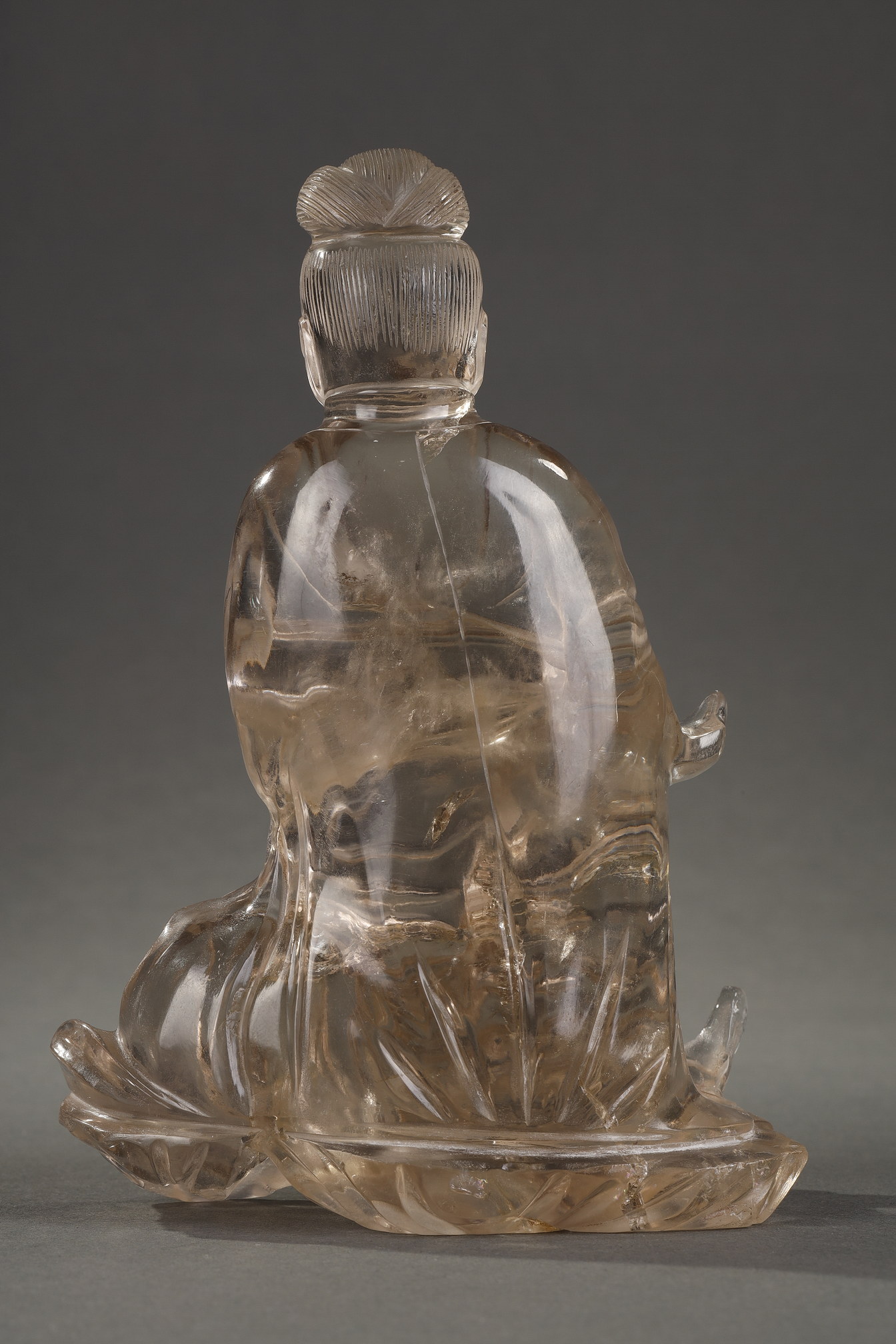 Works of Art : Guanyin  sculpted in rock crystal smoked  - China late 18th century or first part 19th century