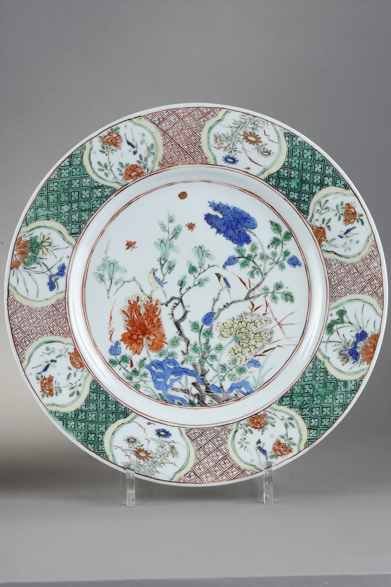 Polychrome : Pair of small dish famille verte - Kangxi period 1662/1722
Diam 27,5cm