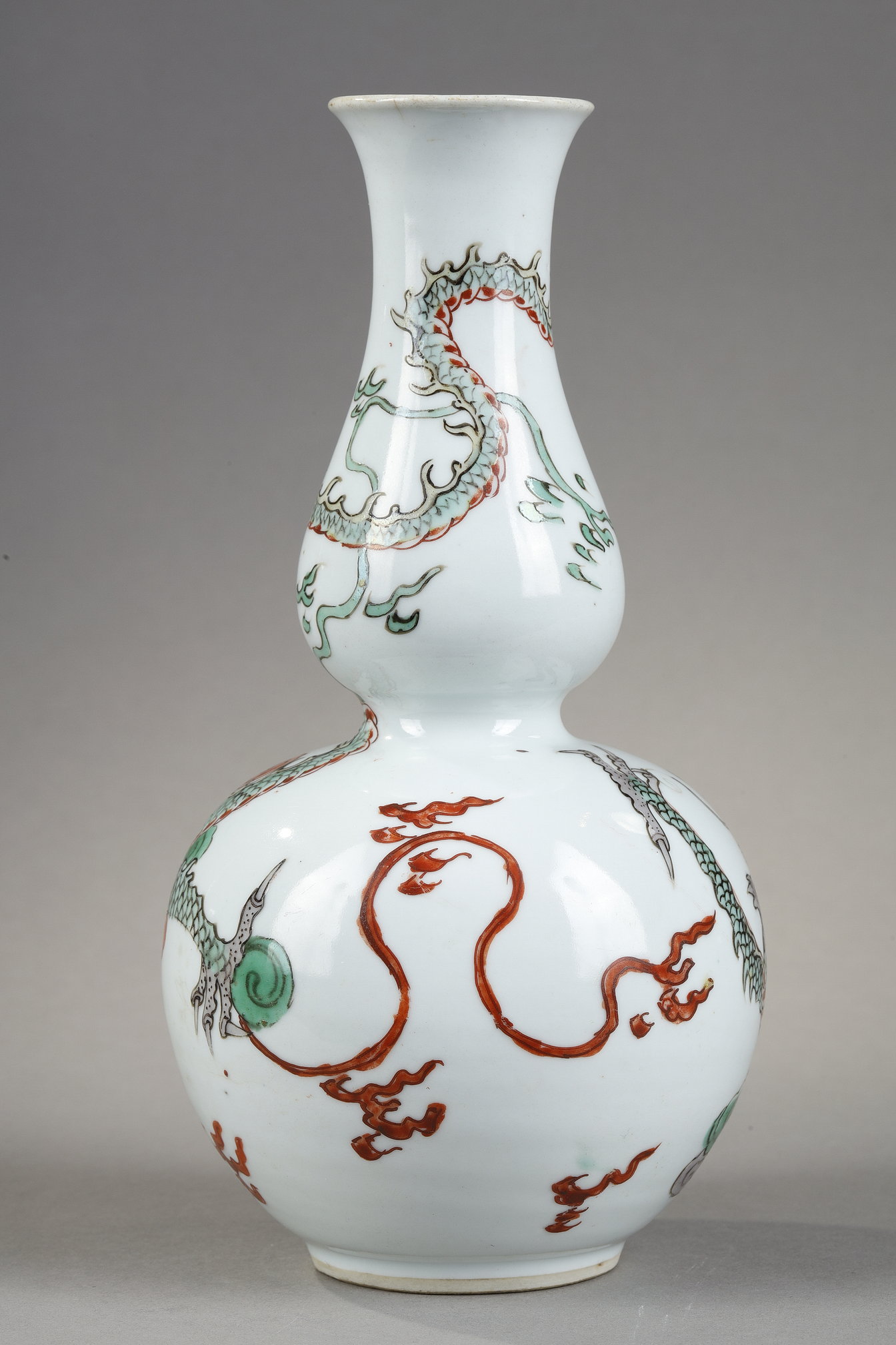 Polychrome : Vase double gourd porcelain Famille Verte - with a dragon -
Kangxi period 1736/1795