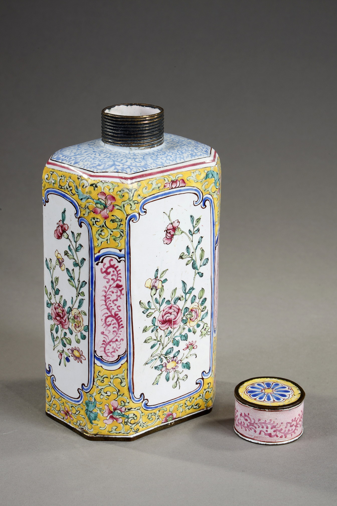 Works of Art : Rectangular bottle finely painted on copper enamel of the famille rose style . Canton China 18th century