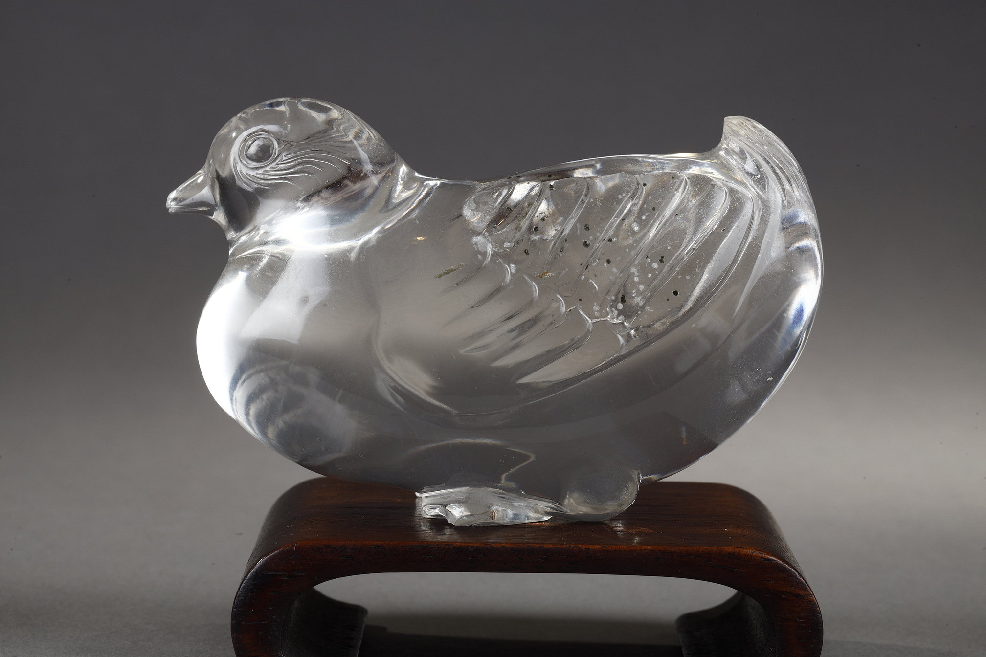 Objets d'art : LE PRINTEMPS ASIATIQUE PARIS du 3 au 12 JUIN 2026   Deux canards mandarins faisant paire en cristal de roche - Chine 19em siècle