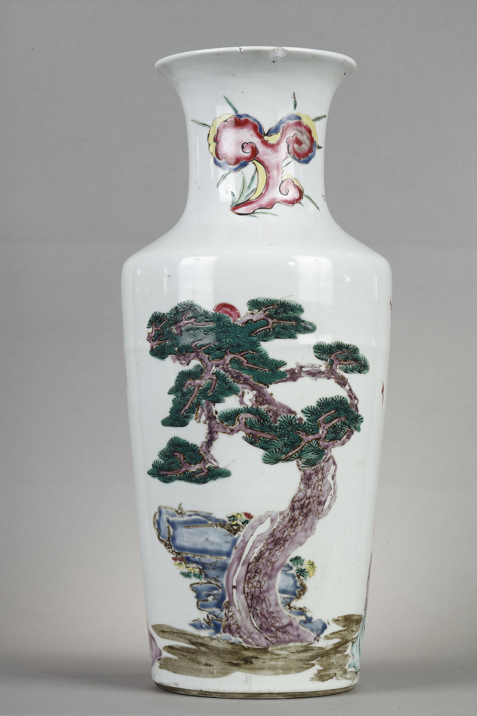 Polychrome : glazed porcelain vase in polychrome famille rose 
decorated with three star gods -
China period Yongzheng 1723/1735
H 41cm