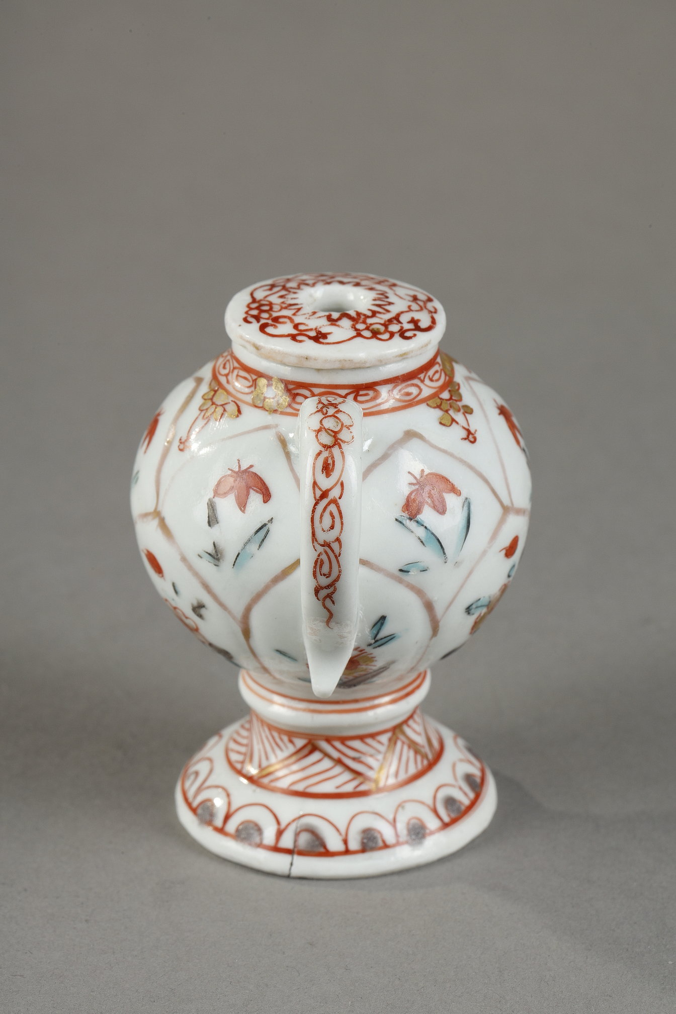 Japanese : Japanese porcelain mustard pot  - Arita kilns circa 1700
H 6,3cm