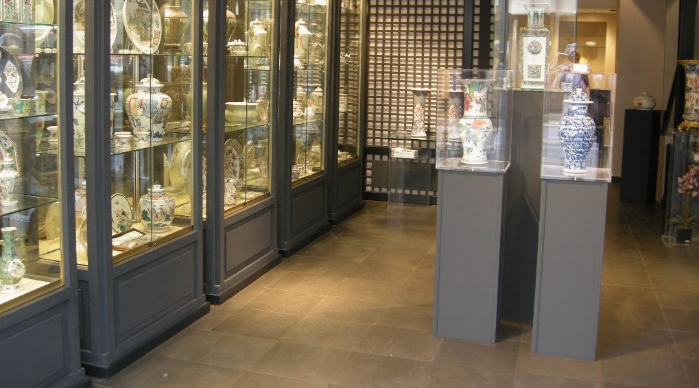 Works of Art : Galerie Bertrand de Lavergne - 17 rue des Saint Peres  - PARIS 6°

CARRE RIVE GAUCHE