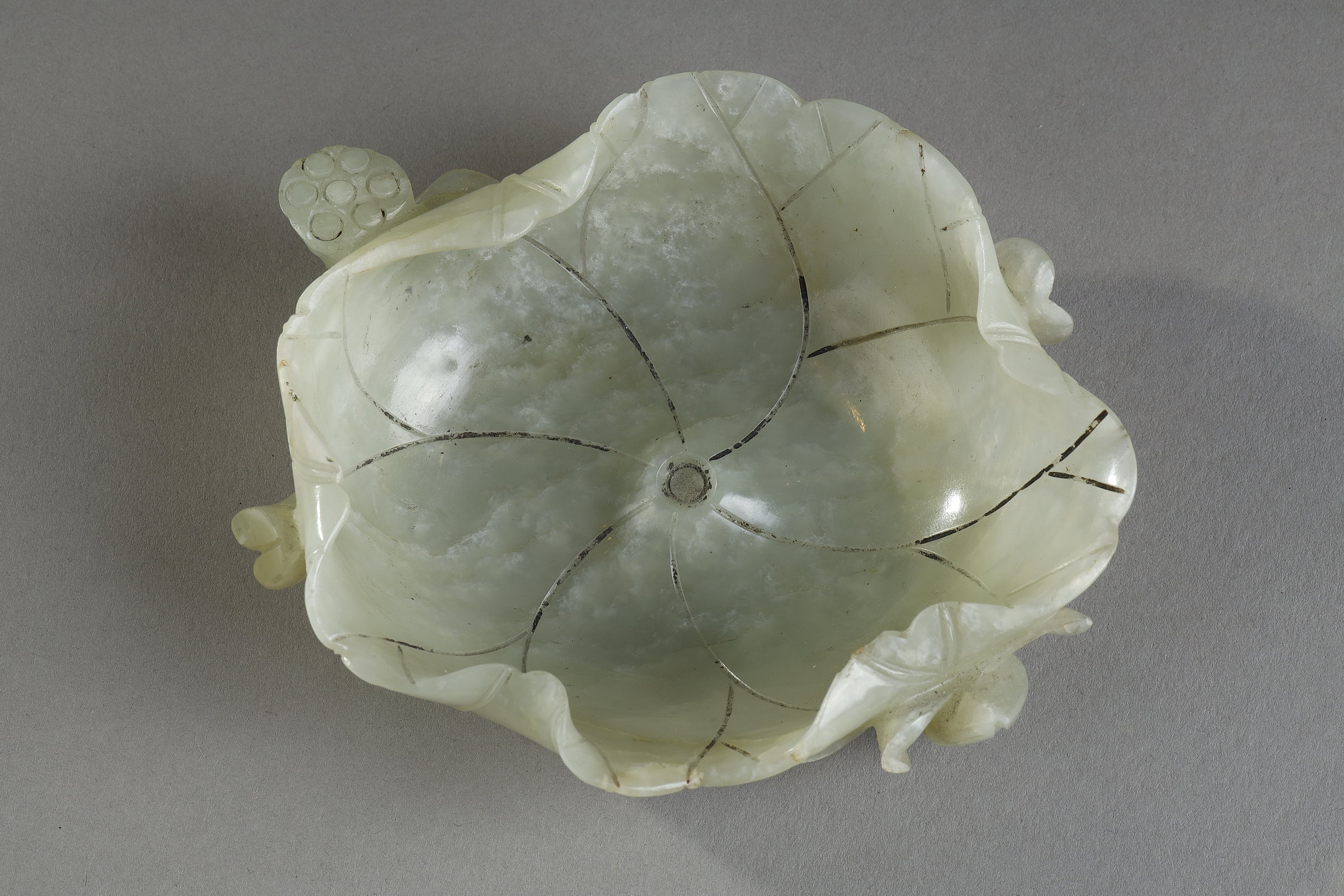 Works of Art : Jade brush washer nephrite celadon shaped lotus leaf - China 19th century
