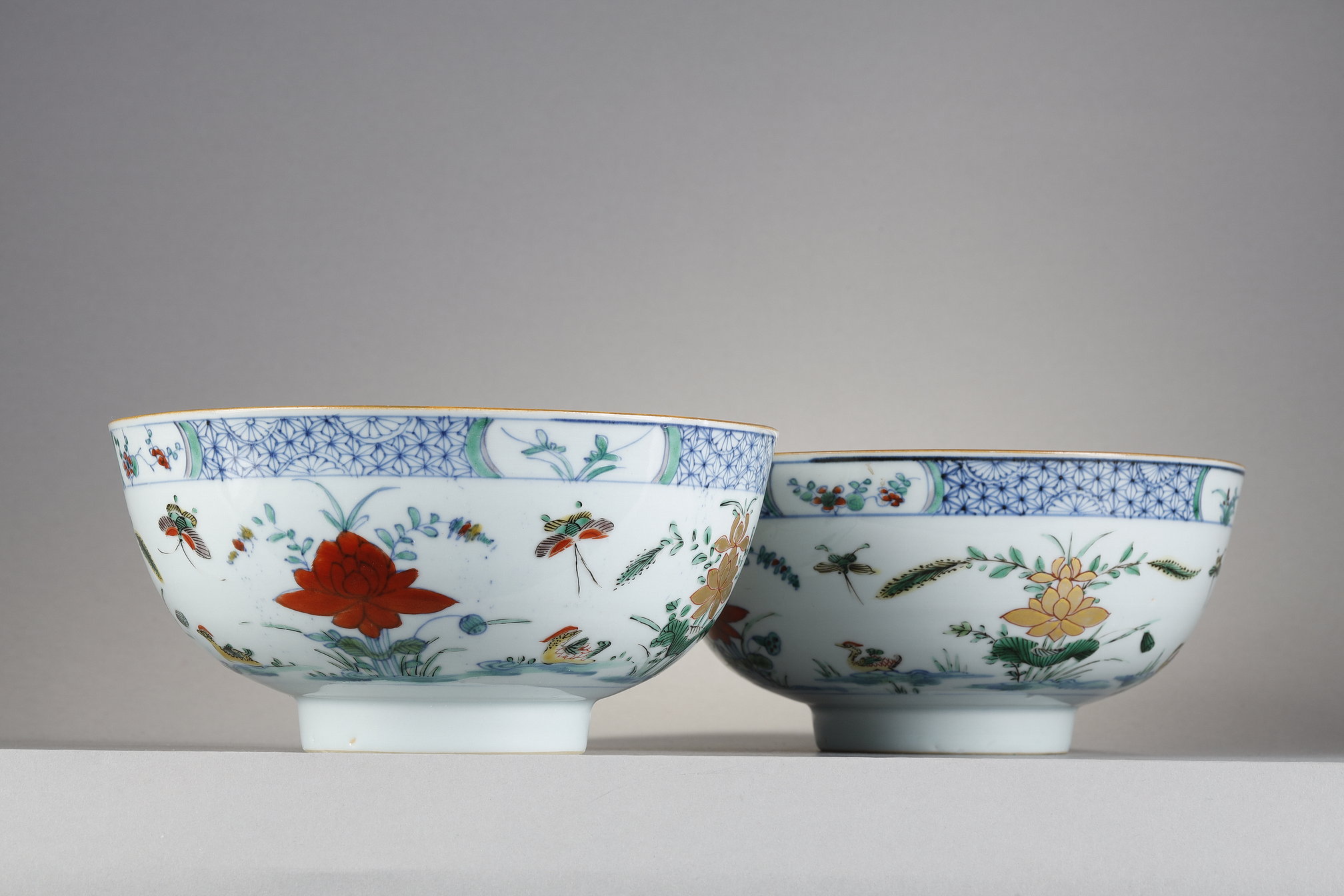 Polychrome : Pair porcelain bowls  "Famille verte" decorated with the doucai style  - Yongzheng period 1723/1735

(D 19,3cm)