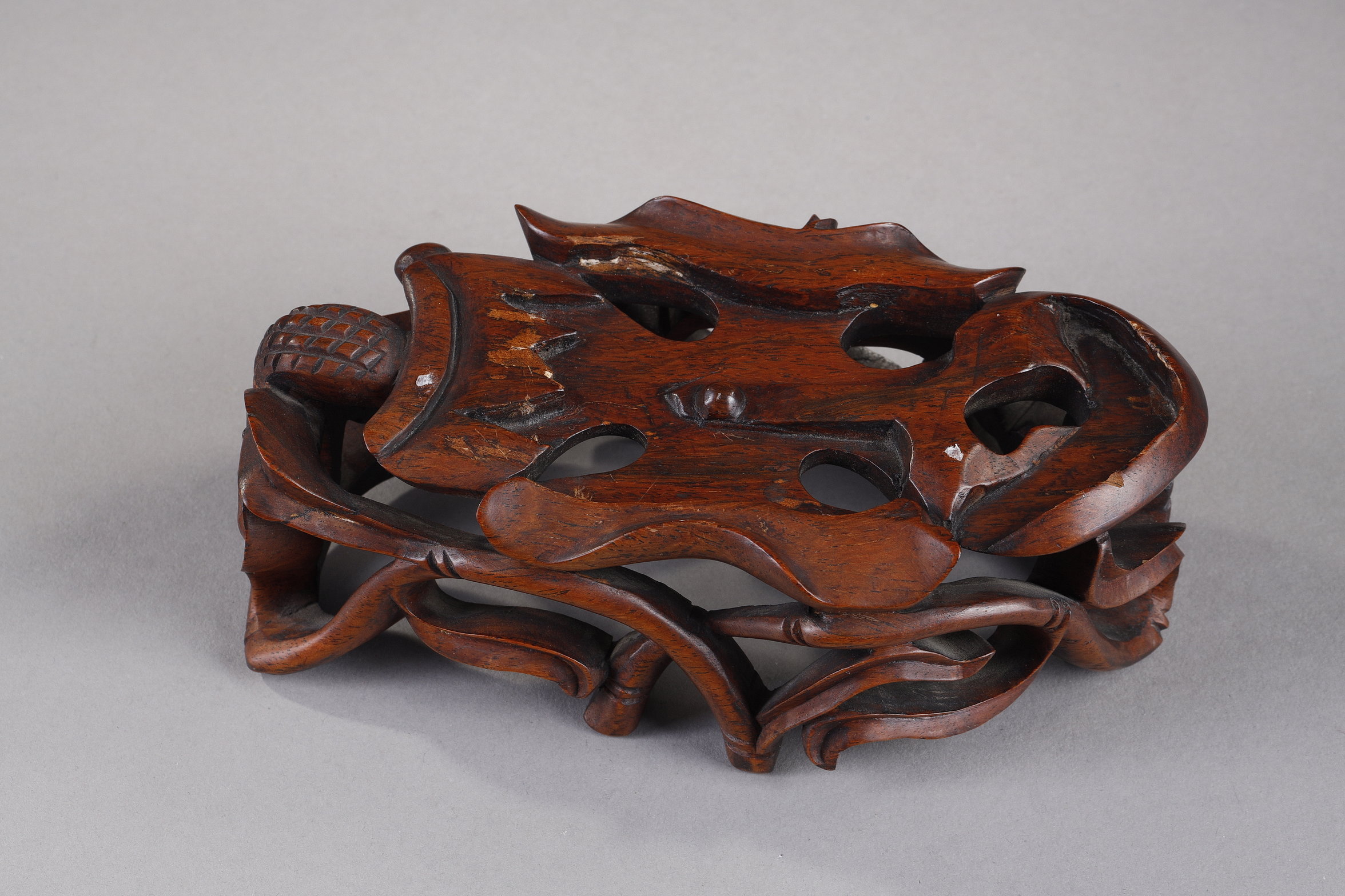 Works of Art : bird shaped rock crystal sculpture with its little one on the back - China 1870/1920