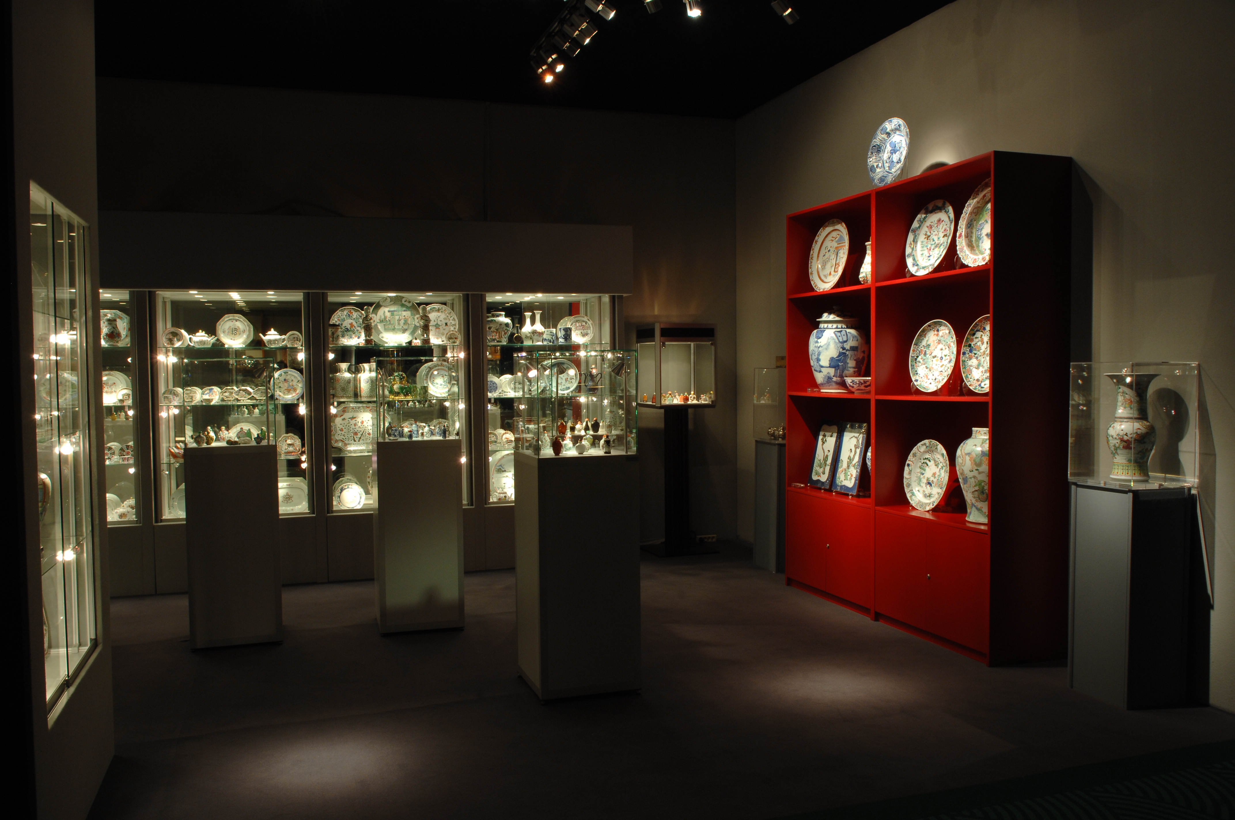 Works of Art : BRAFA stand, Brussels, January 2010.