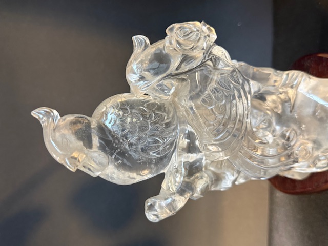 Works of Art : Birds (phoenix) on a rock crystal tree branch - China 19th century -
H 19cm